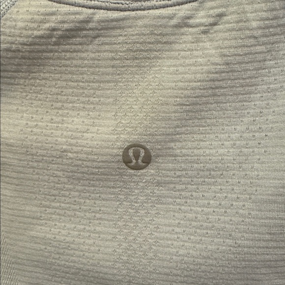 Light Blue Lululemon Swiftly Tech - Picture 2 of 2